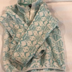 Patagonia size 12 pullover